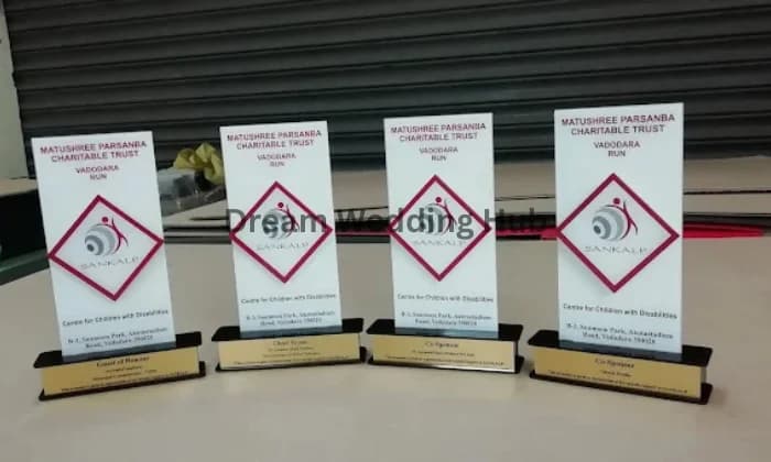 Malhar Trophy And Gift Studio Malhar Trophy And Gift Studio