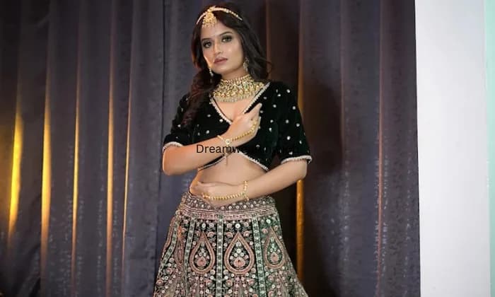 Komal A complete bridal store Komal A complete bridal store