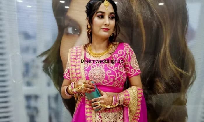 Poonams Unisex Salon Poonams Unisex Salon