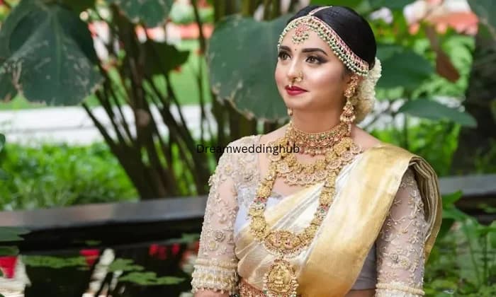 Hastha and Vastrangan Hastha and Vastrangan