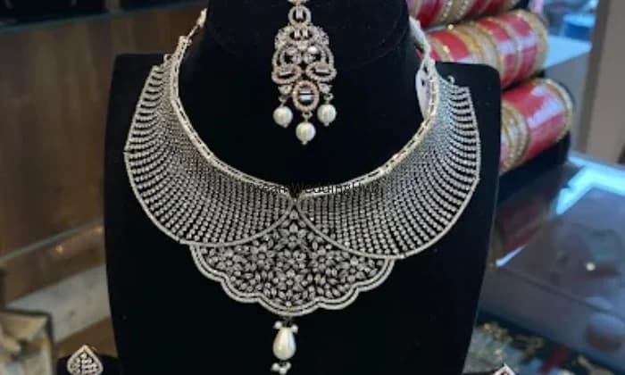 The Velvet Box Wedding Essentials The Velvet Box Wedding Essentials