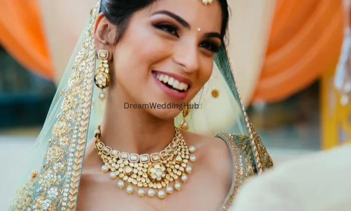 Vee Bridal Rentals Vee Bridal Rentals