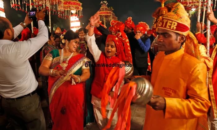 AAVYA DANCE CLASS AAVYA DANCE CLASS