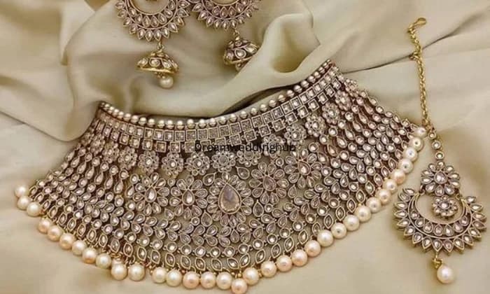 Maa Gouri Glam Hub Maa Gouri Glam Hub