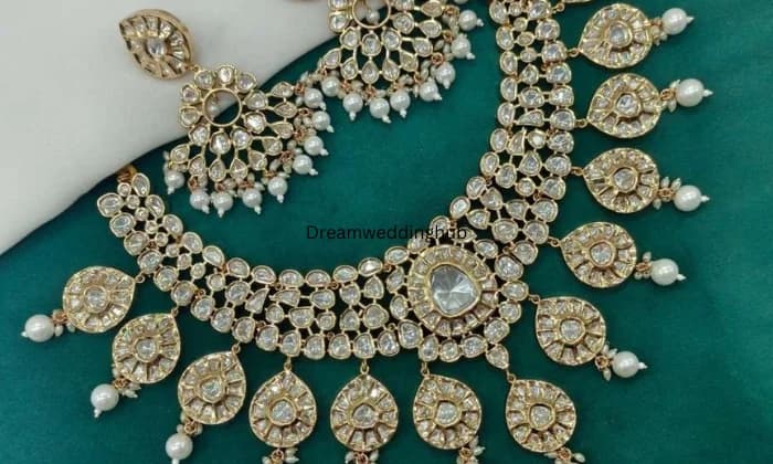 OM SHANTI JEWELLERS OM SHANTI JEWELLERS