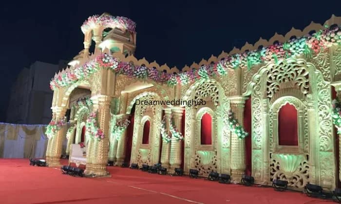 The DIVINE FARMS The DIVINE FARMS