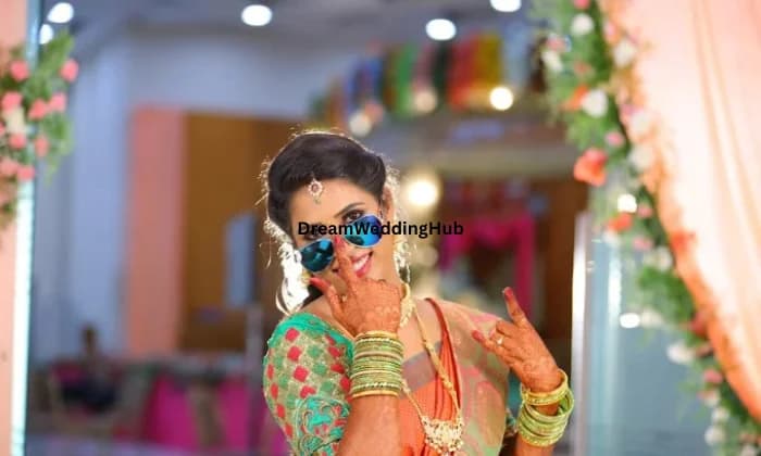 NEW LOOK ESSENTIAL NEW LOOK ESSENTIAL