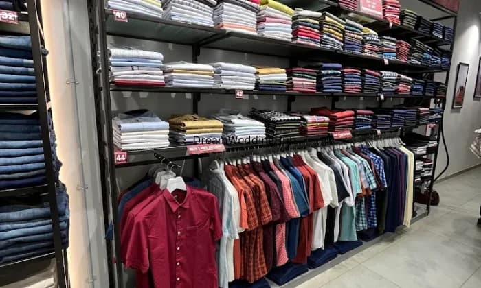 Peter England Store Rajarampuri Peter England Store Rajarampuri