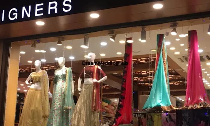 Raas Designers Saree Showroom in Siliguri Raas Designers Saree Showroom in Siliguri