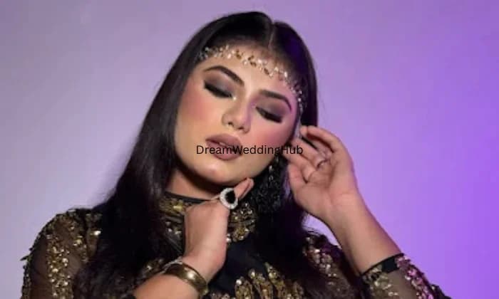 KUNJ MAKEUP STUDIOS KUNJ MAKEUP STUDIOS