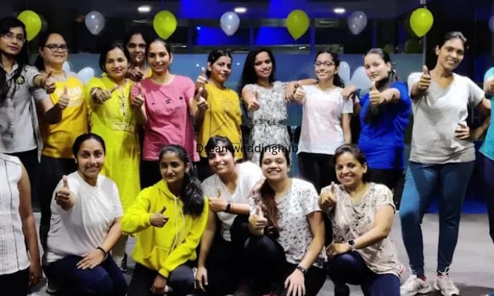 STREAK STUDIO STREAK STUDIO