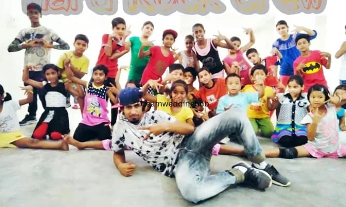 HRS DANCE ACADEMY PILIBHIT HRS DANCE ACADEMY PILIBHIT