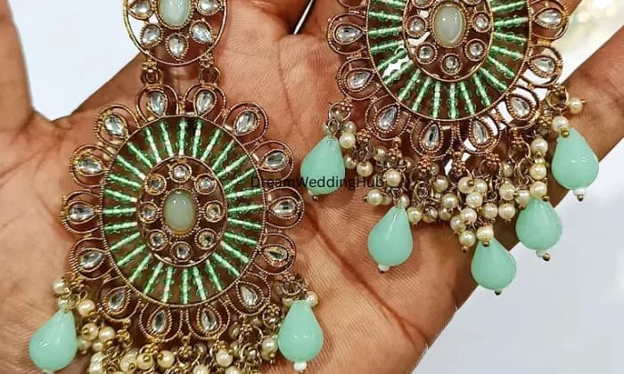 SHRI GIRIRAJ JEWELLERS SHRI GIRIRAJ JEWELLERS