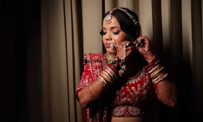 Vannity Makeovers Vannity Makeovers