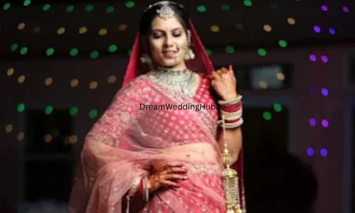 Meenakshis Looks Meenakshis Looks