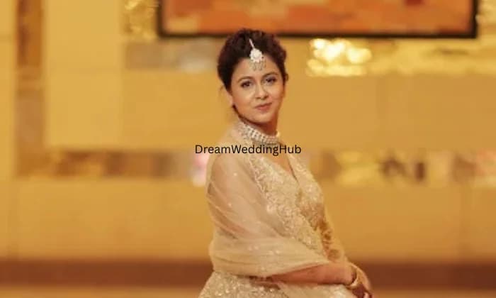 Meera Makeovers Meera Makeovers