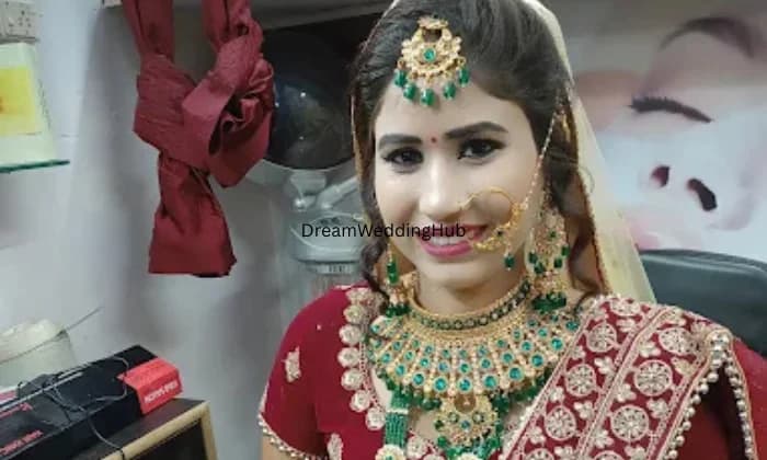 Dream girl beauty Dream girl beauty