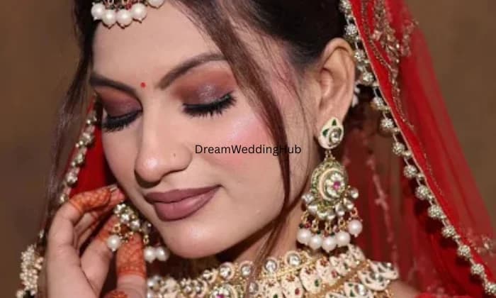 Glam Central37 Glam Central37