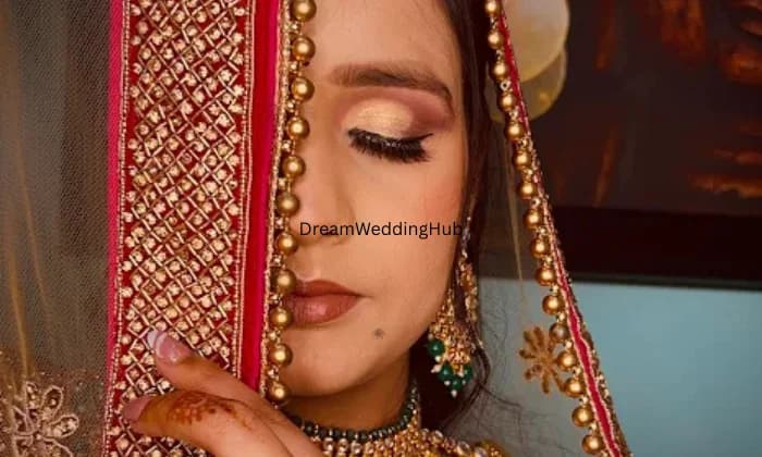 UniqueMakeoversBhiwadi UniqueMakeoversBhiwadi