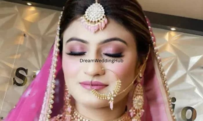 SHUBHAM ARORA MAKEOVERS SHUBHAM ARORA MAKEOVERS