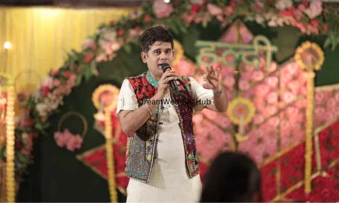 Anchor Hitesh Malhotra Anchor Hitesh Malhotra