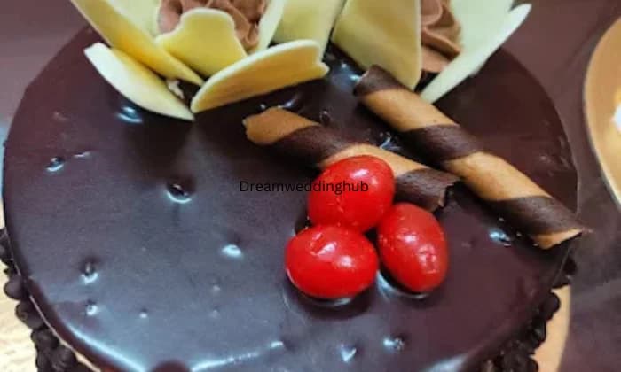 Minakshi Cake Shop classes Minakshi Cake Shop classes