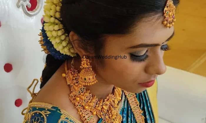 MEERA BEAUTY CARE MEERA BEAUTY CARE