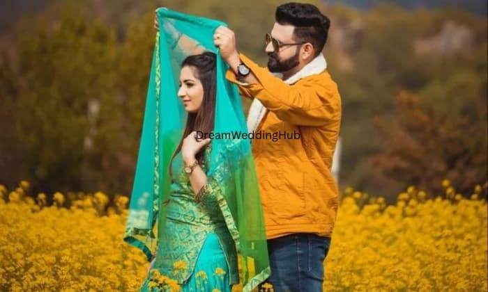 Huttch Rent a studio Huttch Rent a studio