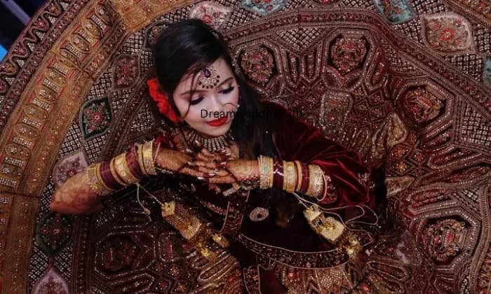 Tanushree Saha Makeup Artist Tanushree Saha Makeup Artist