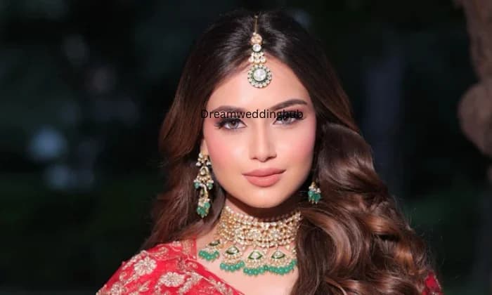 Meenu makeup studio Meenu makeup studio