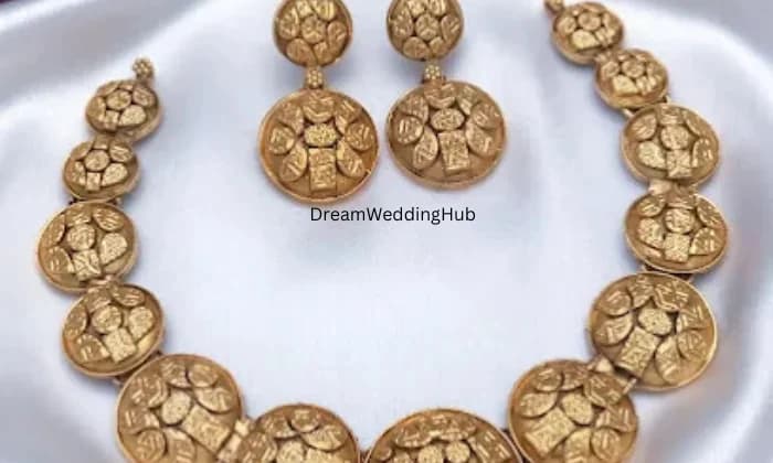 Aishwarya Covering Aishwarya Covering