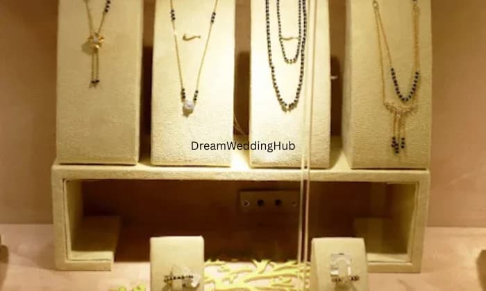 BlueStone Jewellery Sector 18 BlueStone Jewellery Sector 18