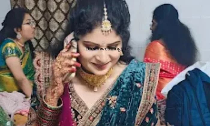 Mounisha makeoverArtist Mounisha makeoverArtist