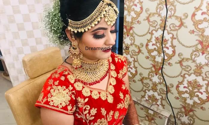 Tanishq Makeover Studio Tanishq Makeover Studio