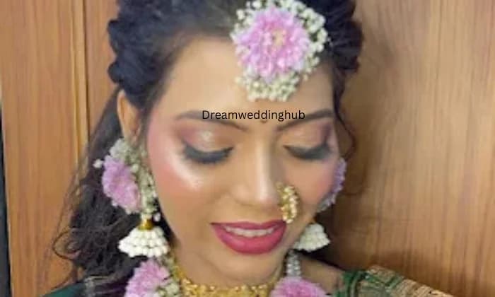 Gleaming Blue Makeup Studio Gleaming Blue Makeup Studio