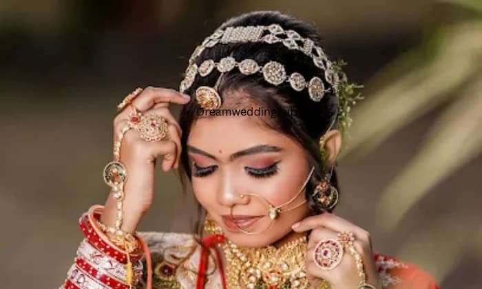 KAJALS MAKEOVER KAJALS MAKEOVER