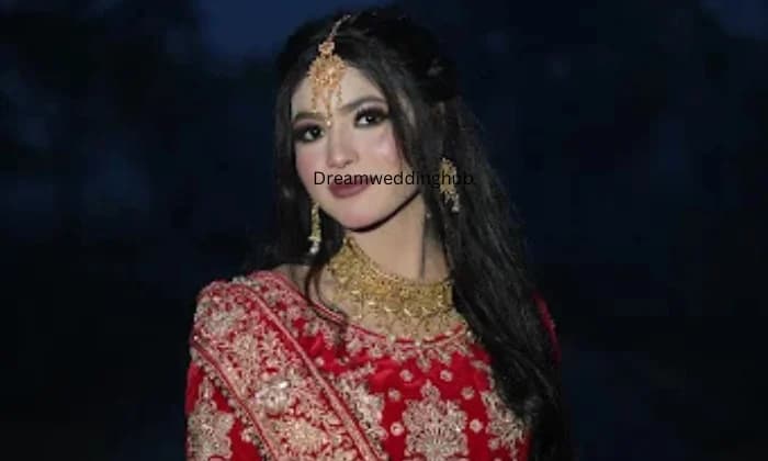 Roushni makeup studio Roushni makeup studio