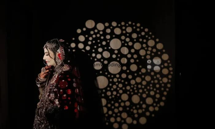 InTown Photographer InTown Photographer