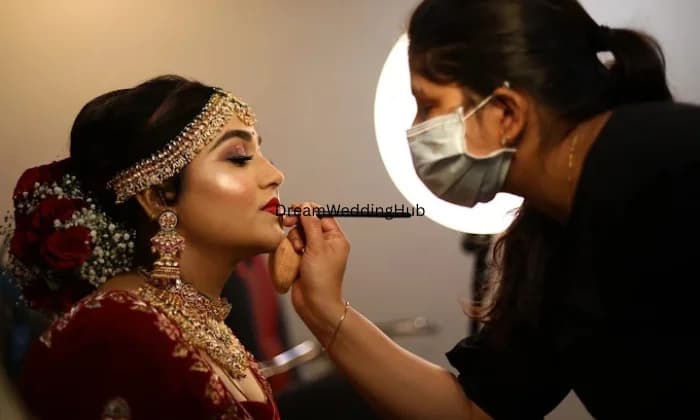 Saroj Makeover Academy Saroj Makeover Academy