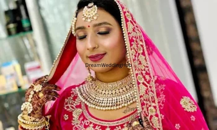 The white barber The white barber