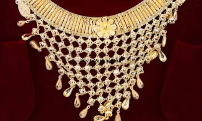 THE NEW JEWELLERY HOUSE THE NEW JEWELLERY HOUSE