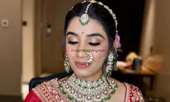 Arneeb Malik Arneeb Malik