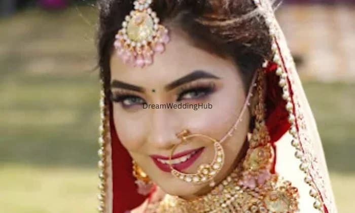 HAPLOOKS UNISEX SALON HAPLOOKS UNISEX SALON