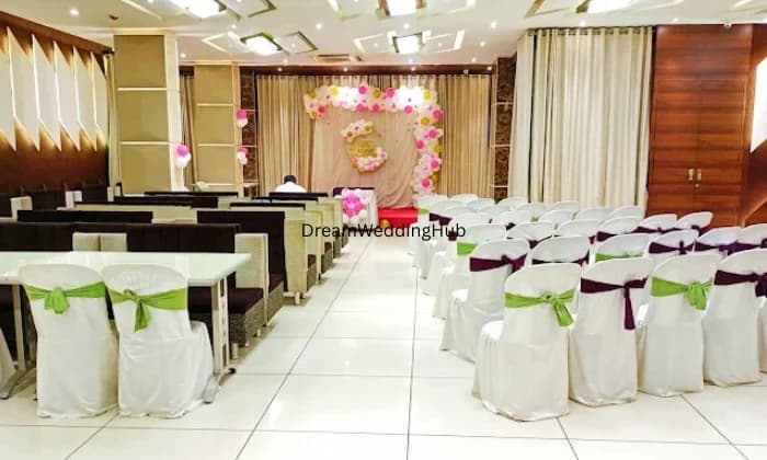 Crescent and Banquet Crescent and Banquet