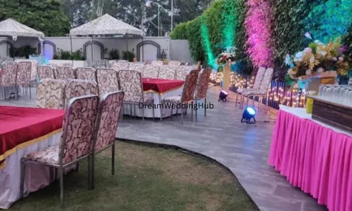 Red Huts Resort Red Huts Resort